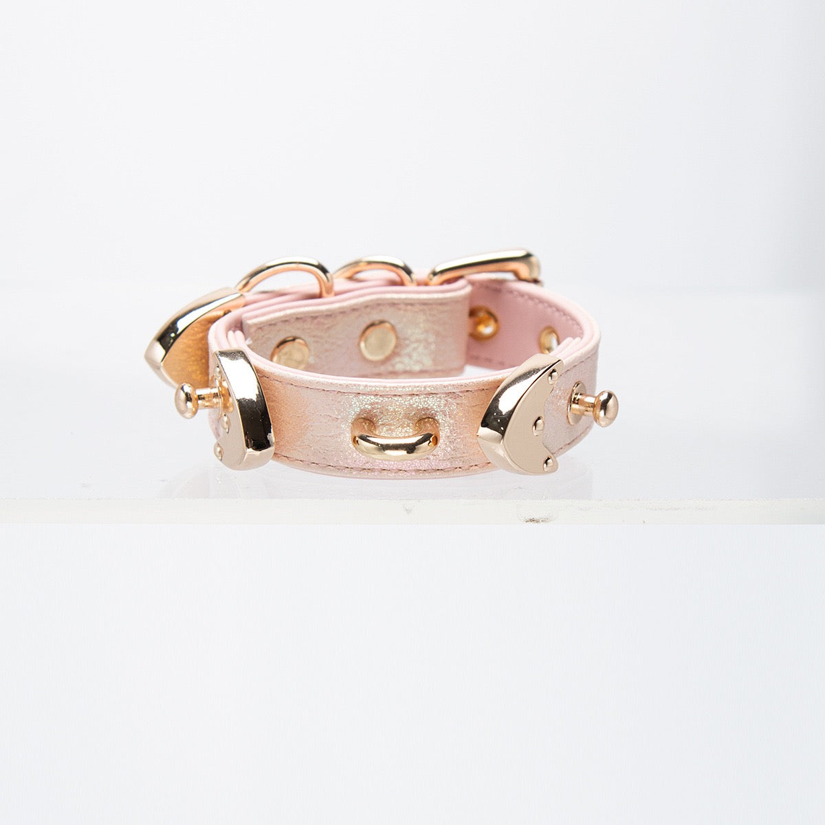 Laser PU Leather Laser Hand Cuffs Bracelet with Connect Chain Hook