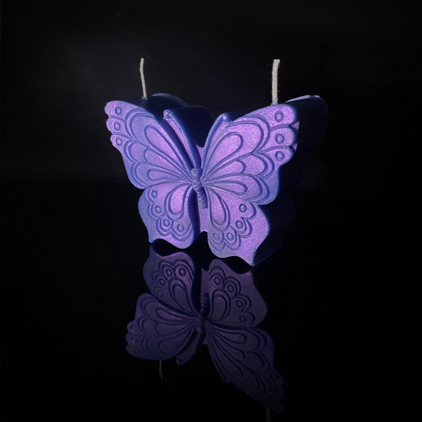 Gilded Romantic Wax Dripping Butterfly Candles, Low Temperature Soy Candles for Relaxation, Low Heat Body Safe Wax Candles for Couples