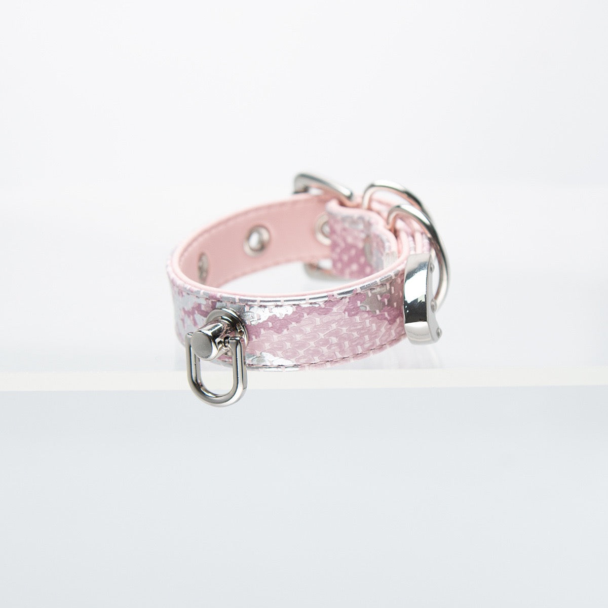 Laser PU Leather Snake Pattern Hand Cuffs Bracelet with Connect Chain Hook