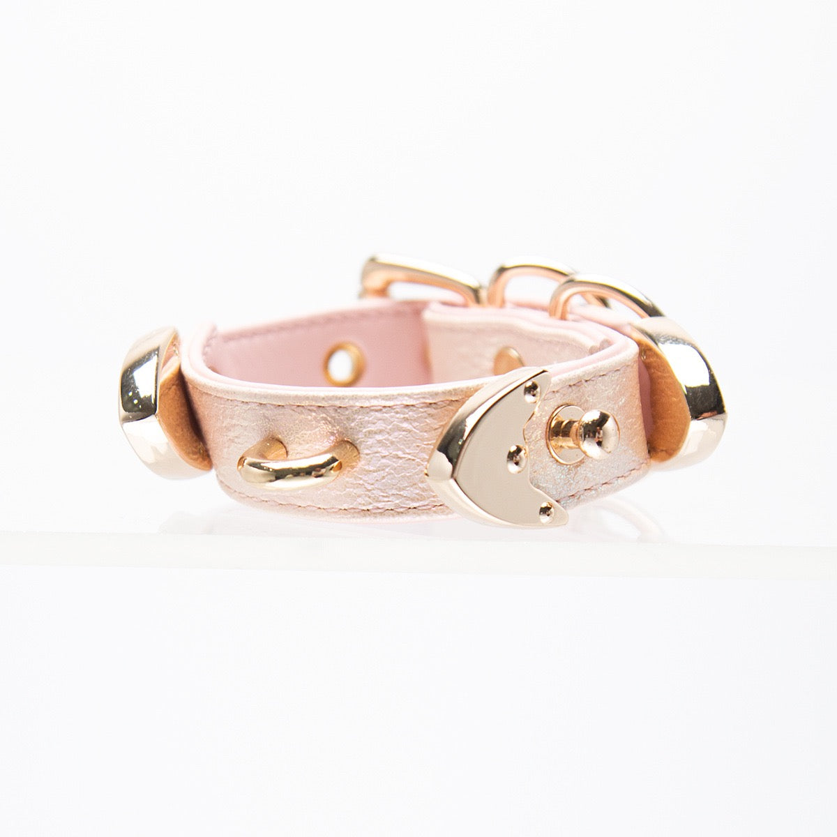 Laser PU Leather Laser Hand Cuffs Bracelet with Connect Chain Hook