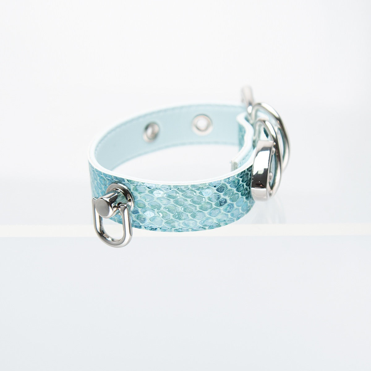 Laser PU Leather Snake Pattern Hand Cuffs Bracelet with Connect Chain Hook